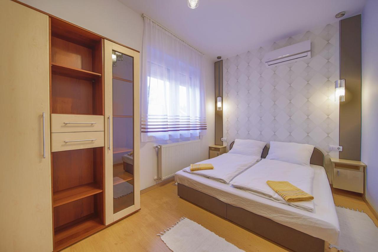 Kalvin Utcai Apartmanok Hajdúszoboszló Extérieur photo