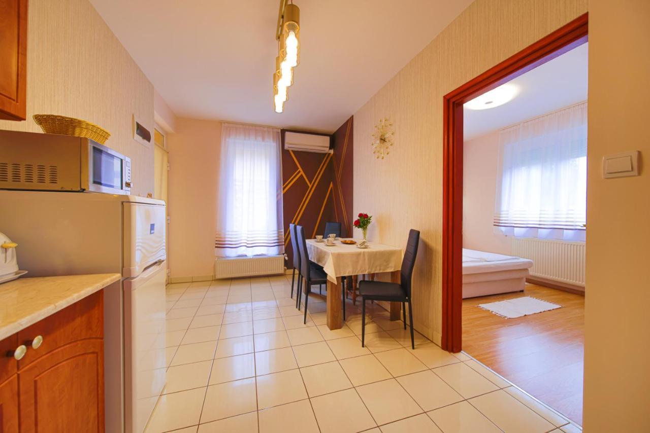 Kalvin Utcai Apartmanok Hajdúszoboszló Extérieur photo